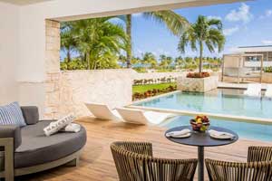 Elegance Club Swim Up Suites at Majestic Costa Mujeres 